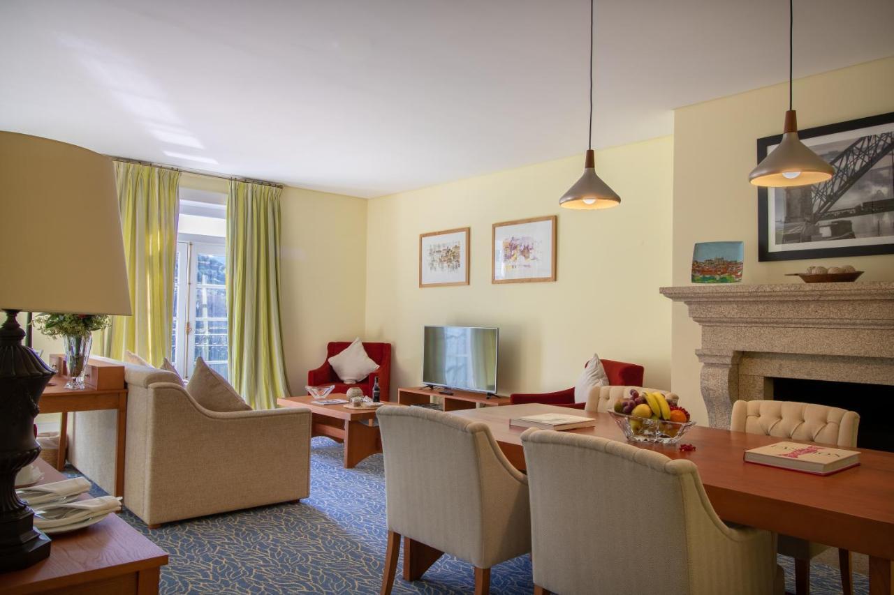 Hotel The Vintage House - Douro Pinhão Exterior foto A typical living room in a student residence hall